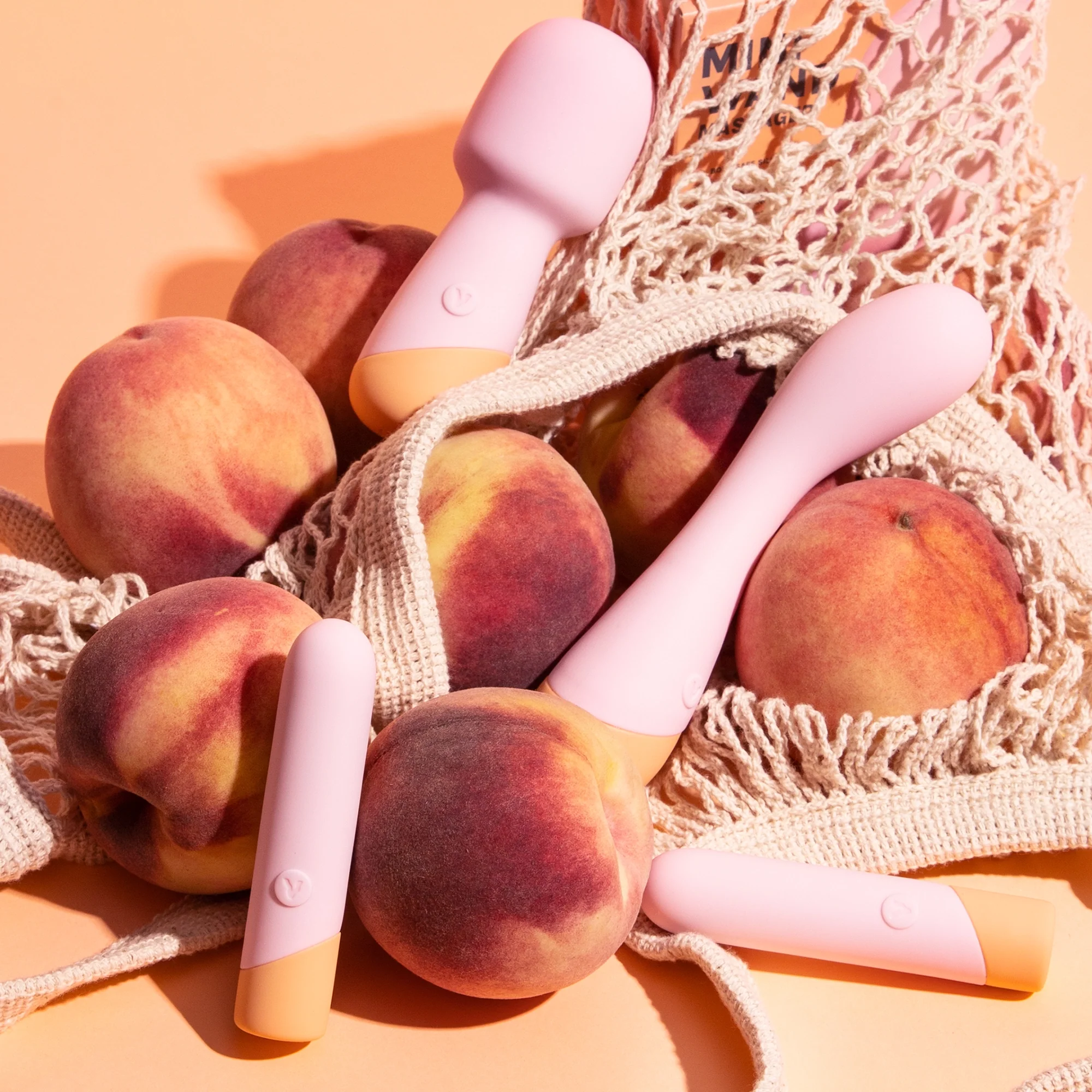 Peachy Rechargeable Mini Wand Vibrator - Image 5